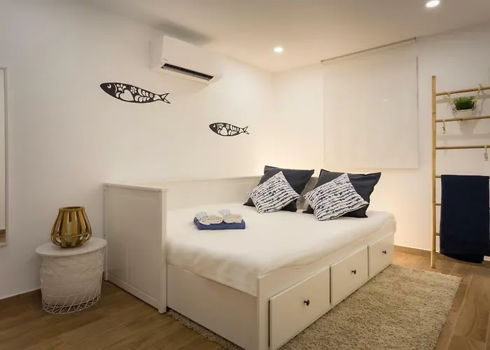 Zoo House Ii * リスボン